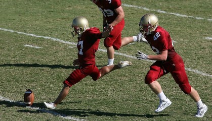 爱游戏体育官方入口-_快船外线手感火热，战胜劲敌_，快船的内线