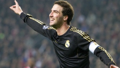 爱游戏全站-【夺冠秘诀】世界冠军谈比赛中最重要的策略，世界冠军是如何炼成的