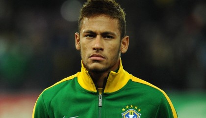 爱游戏电脑版官网-法甲边路宽度战术：让对手难以防守